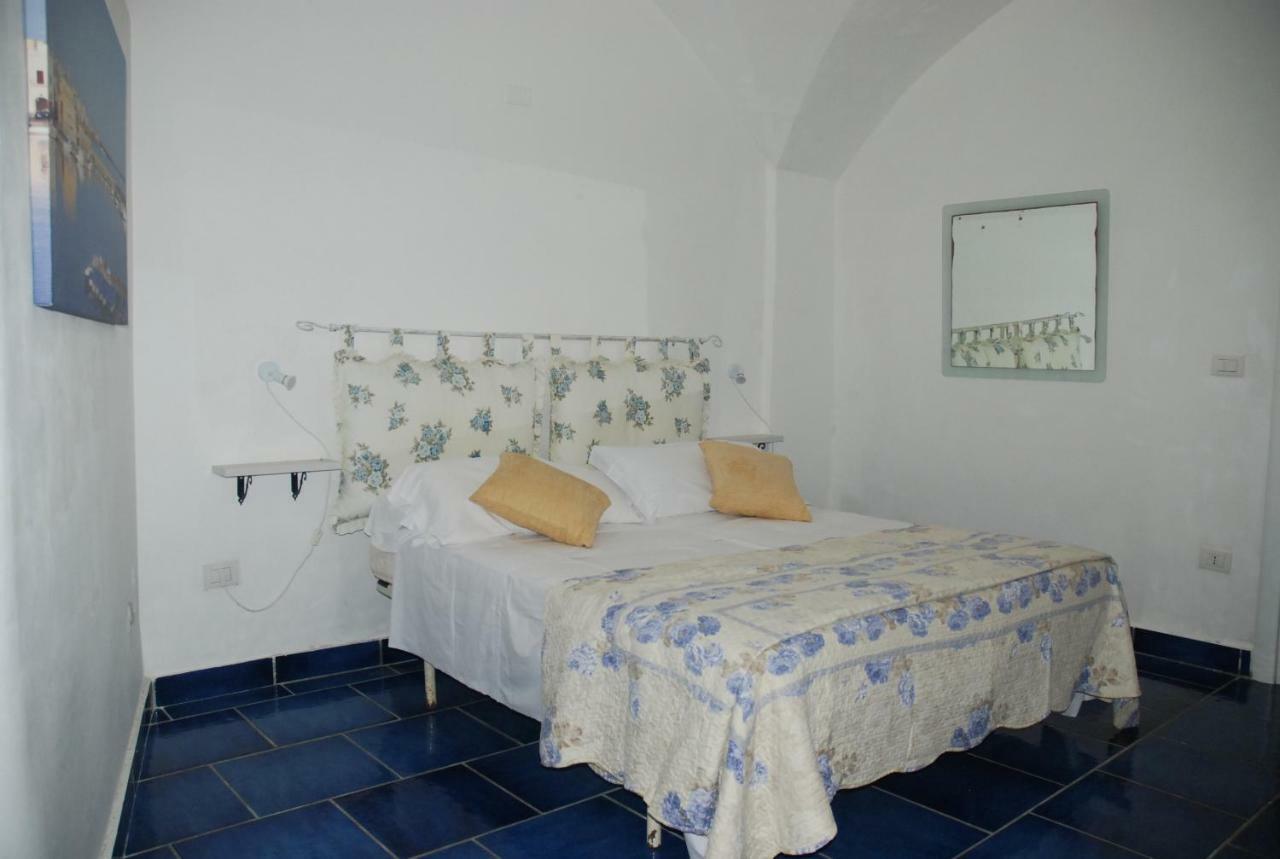 B&B Dimora San Vincenzo Галлиполи Экстерьер фото